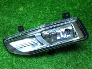 日産　セレナ　エクストレイル　ノート　LED　左フォグランプ　90078634　240601095