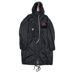 美品 モンクレール 18年 DELAPORTE ナイロン コート メンズ 黒 赤 白 ナイロンコート MONCLER