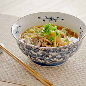 だみ唐草　（麺鉢）ラーメン丼 ラーメン どんぶり 中華鉢 大鉢 和食器 丼ぶり 丼 ラーメン鉢 盛鉢 めん鉢 食器 おしゃれ かわいい カフェ