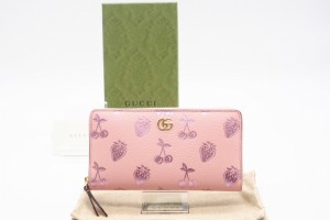 gucci ラウンド ジップの通販｜au PAY マーケット