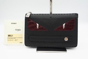 ☆安心の3大保証☆ ABランク ≪FENDI フェンディ/クラッチバッグ≫ 7VA350 セレリア クロコ×レザー バグズアイ ブラック レッド 美品 送