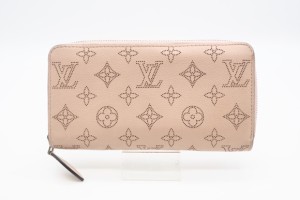 ☆安心の3大保証☆ Bランク ≪LOUIS VUITTON ルイ ヴィトン/ラウンドファスナー長財布≫ M61868 マヒナ ジッピーウォレット マグノリア 