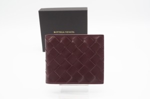 ☆安心の3大保証☆  ABランク ≪BOTTEGA VENETA ボッテガ ヴェネタ/二つ折り札入れ≫ 593293 マキシイントレチャート ボルドー 美品 送料