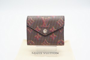 ☆安心の3大保証☆ ABランク ≪LOUIS VUITTON ルイ ヴィトン/三つ折り財布≫ M68673 LVポップ ポルトフォイユ ゾエ ローズ マルチカラー 