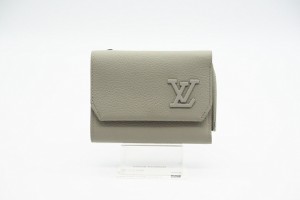 ☆安心の3大保証☆ Aランク ≪LOUIS VUITTON ルイ ヴィトン/三つ折り財布≫ M82410 アログラム ポルトフォイュ パイロット グレー 極美品