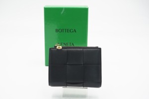 ☆安心の3大保証☆  ABランク ≪BOTTEGA VENETA ボッテガ ヴェネタ/二つ折り財布≫ 742698 スモール カセット 二つ折りファスナーウォレ