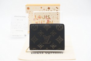 ☆安心の3大保証☆ Aランク ≪LOUIS VUITTON ルイ ヴィトン/二つ折り財布≫ M82743 マヒナ ポルトフォイユ クレア ブラック ゴールド 黒