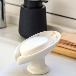 ソープディッシュ 陶器 石鹸ケース せっけんおき おしゃれ  水が流れる ソープトレー 水が切れる 浴室 洗面台などに適用