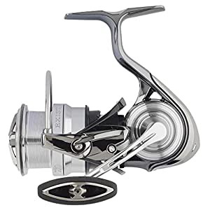 Daiwa Exist LT 右手 3000-CXH スピニングリール(中古品)