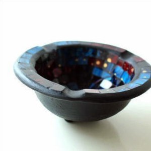 灰皿 ガラス おしゃれ アンティーク 卓上 小物入れ 丸 かわいい 可愛い 丸い 丸型 アッシュトレイ モザイクガラスの灰皿 サークル