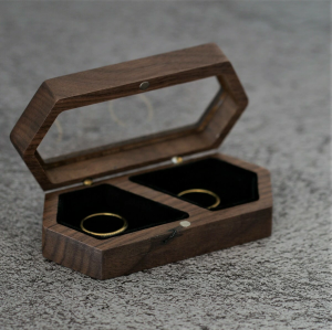 リングケース 木製 ペアリングケース くるみ 指輪ケース 二個収納可能 持ち運べるサイズ 高級素材 結婚お祝い プレセント (ブラック)　　