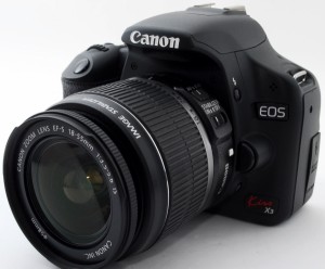 キヤノン デジタル一眼 Canon EOS Kiss X3 レンズキット 中古 スマホに送れる Wi-Fi機能SDカード付き 届いてすぐに使える