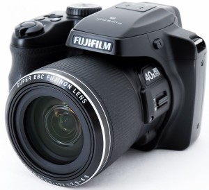 デジタルカメラ 中古 FUJIFILM 富士フイルム FinePix S8200 ブラック SDカード付き 届いてすぐに使える