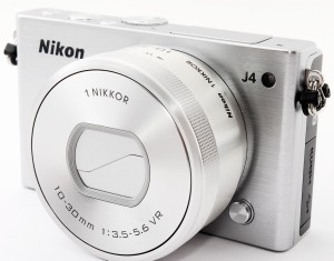 ミラーレス 中古 Wi-Fi対応 Nikon ニコン 1 J4 標準パワーズームレンズキット シルバー
