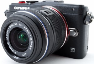 オリンパス ミラーレス OLYMPUS PEN Lite E-PL6 レンズキット ブラック スマホに送れる 中古