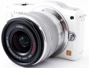 パナソニック ミラーレス Panasonic LUMIX DMC-GF5 レンズキット ホワイト 中古 新品SDカード付き 届いてすぐに使える