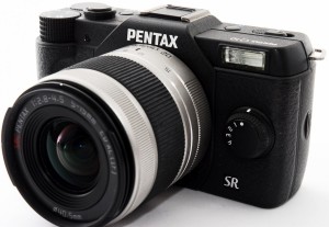 ペンタックス ミラーレス PENTAX Q10 レンズキット ブラック 中古 新品SDカード付き 届いてすぐに使える