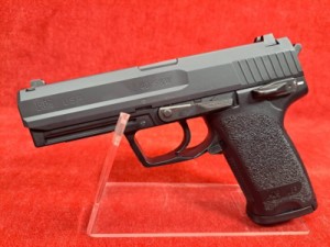 東京マルイ　18歳以上用　電動ハンドガン　H&K USP　ブラックカラー 