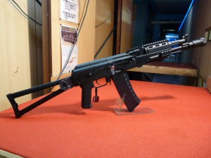 東京マルイ 次世代電動ガン AK102（マウントレイル搭載） 