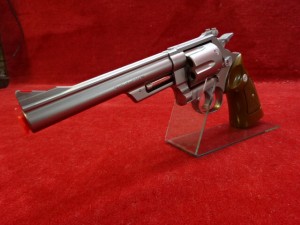 クラウン・10歳以上用エアーリボルバー M629　6/8インチ 