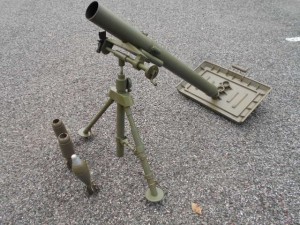 【送料無料対象外】U.S.81mm中迫撃砲M1 
