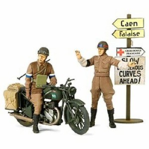 タミヤ 1/35イギリスオートバイBSA20 1/35 ミリタリーミニチュアシリーズ No.316 イイギリス軍用オートバイ BSA M20 MPセット