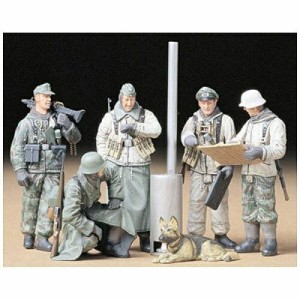 タミヤ 135ドイツホヘイヤセン 1/35 ミリタリーミニチュアシリーズ No.212 ドイツ歩兵 野戦会議セット