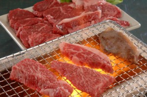 お取り寄せグルメ 送料無料 三重 霜ふり本舗 松阪牛 網焼・焼肉 ギフト 送料無 お返し 内祝い