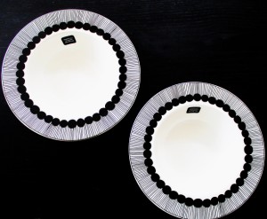 マリメッコmarimekko　シイルトラプータルハ　ディープ プレート 20cm DEEP PLATE　ペア【深皿】【御結婚御祝・内祝・新築御祝・還暦御祝