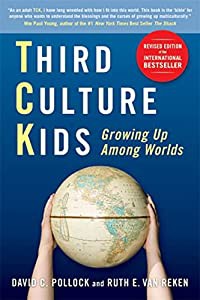 Third Culture Kids: Growing Up Among Worlds(中古品)