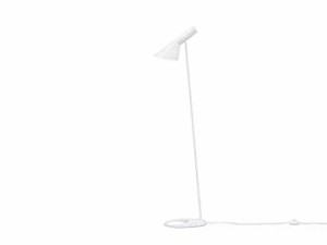 Arne Jacobsen (アルネ・ヤコブセン) AJ フロアライト/ホワイト リプロダクト品 (東芝LED電球（電球色 LDA7L-H/60W）)（中古品）