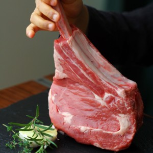 牛肉 トマホークステーキ  0.8ｋｇ〜1Kg 骨付き肉 かたまり肉 | Beef Tomahawk Steak 0.8ｋｇ〜1Kg