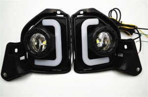 点滅 2個 LED 12V ABS フォグランプ DRL デイタイムランニングライト トヨタ ハイエース 2014 2015 2016 2017 2018 ターン シグナル Whit