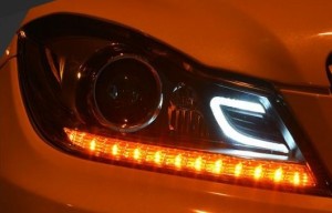 ヘッドライト 適用: メルセデスベンツ/MERCEDES BENZ ベンツ W204 2011-2013 LED ヘッドランプ デイタイムランニングライト DRL バイキセ