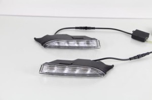 適用: VW シロッコ R 2010-2014 ホワイト LED デイタイム ランニング ライト DRL イエロー ターンシグナルランプ AL-MM-5474 AL