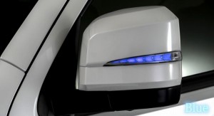AVEST VerticalArrow ドアミラーウインカー クローム×ブルーLED 塗装済 純正風スイッチ付 ハイエース/レジアスエース 選べる9塗装色 AV-
