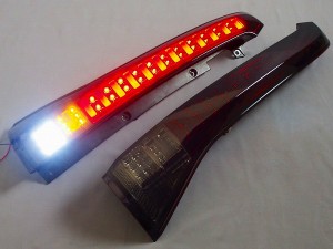 シャーク チューブテールランプ レッドスモーク フルLED NT25SER-3LTB-RSC-02 ニッサン セレナ C25 2005年05月〜2010年10月