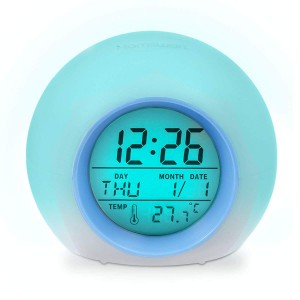 目覚まし時計 置き時計 改良品 デジタル 時計 アラーム 見やすい 多機能 8種類サウンド 七色バックライト 温度カレンダー表示 置き時計