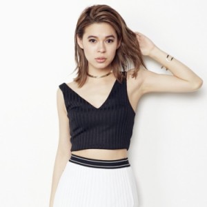 TOPSHOP・トップショップ RIB V BRALET/トップショップショート丈Vネックブラックタンクトップ 春 夏 トップス レディース ノースリーブ 