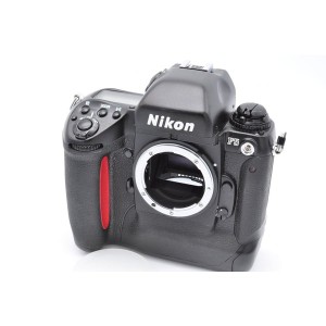 ニコン Nikon フィルムカメラ F5 ボディ　中古