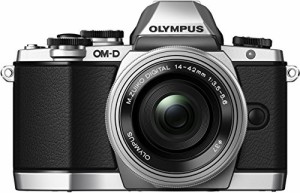 OLYMPUS OM-D E-M10  EZレンズキット シルバー ミラーレス一眼 OM（中古品）