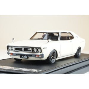 ignition model 1/43 ニッサン Laurel 2000SGX (C130) White 完成品（中古品）