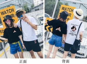 ディズニー ミッキー 可愛い半袖Tシャツ　キャラTシャツ　プリントTシャツ 人気　トップス ペアルック カップル 恋人 女性 男女兼用 ユニ