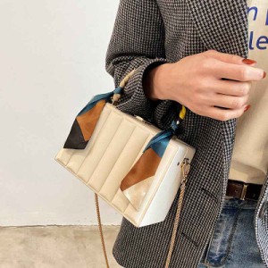 バッグ ミニバッグ ショルダーバッグ カバン レディース スモールバッグ bag ファッション  レトロハンドバッグ 夏 おしゃれ オシャレ か