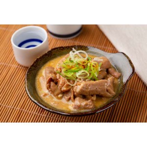 食品 豚肉秋田県産豚 やわらか味噌煮込みホルモン 取り寄せ グルメ 産地直送 父の日 プレゼント 結婚祝い 内祝