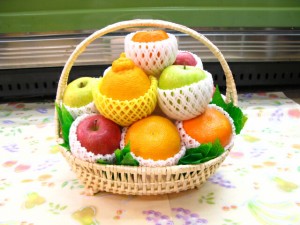 くだものかご　お供え 　果物　お見舞い　プレゼントfruits kudamono   送料無料（北海道、沖縄県は送料1000円追加させていただきます。