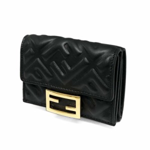 フェンディ　二つ折り財布　ミニ財布　美品　ミニウォレット　FENDI　q361