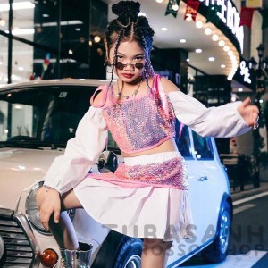 ダンス 衣装 キッズ ピンク 白 可愛い スパンコール セット アップ ジャズダンス ガールズ 韓国 ヒップホップ 応援団 HIPHOP 練習着