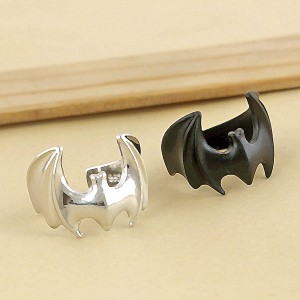 送料無料 指輪 リング ブラック シルバー バットマン 蝙蝠 コウモリ 動物 アニマル メンズリング