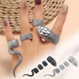 指輪 リング  ヘビ 蛇 スネーク レディース 爬虫類 シルバー ゴールド ギフト プレゼント 可愛い 女性 送料無料